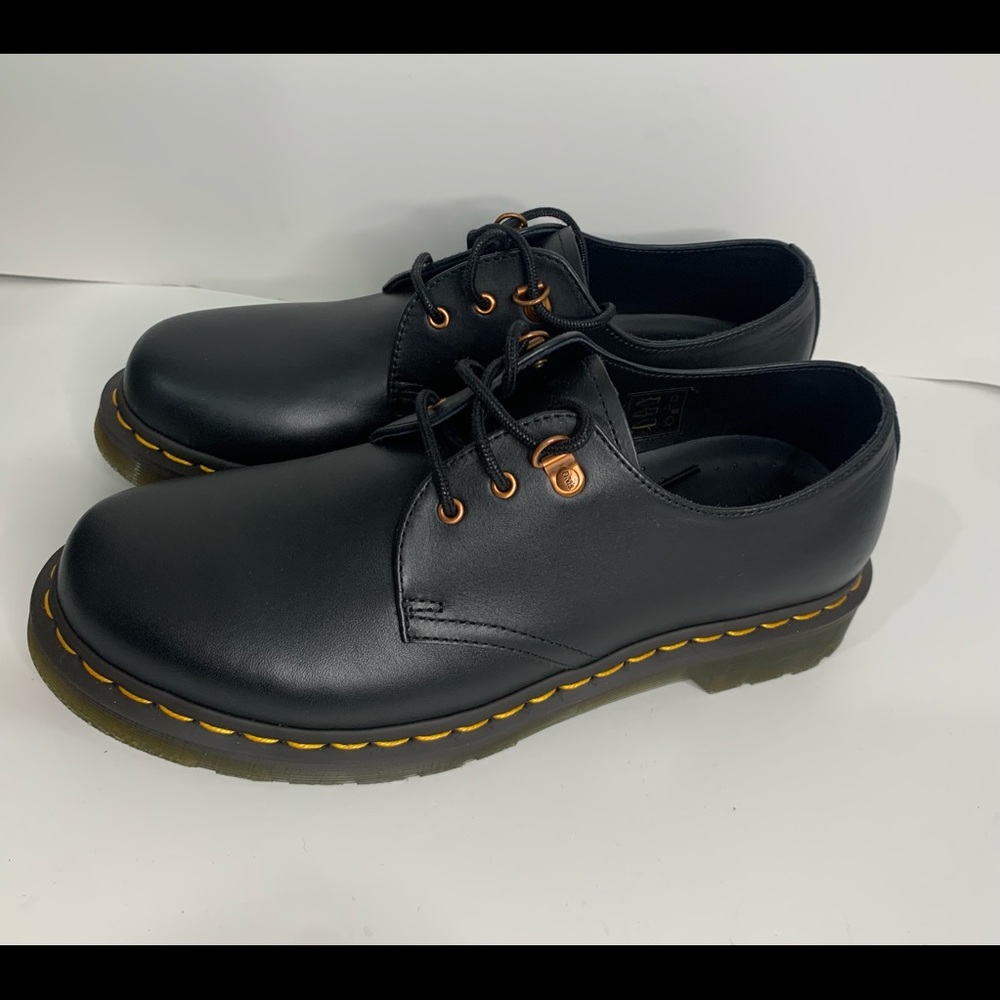 1461 Hardware Derby
DR. MARTENS